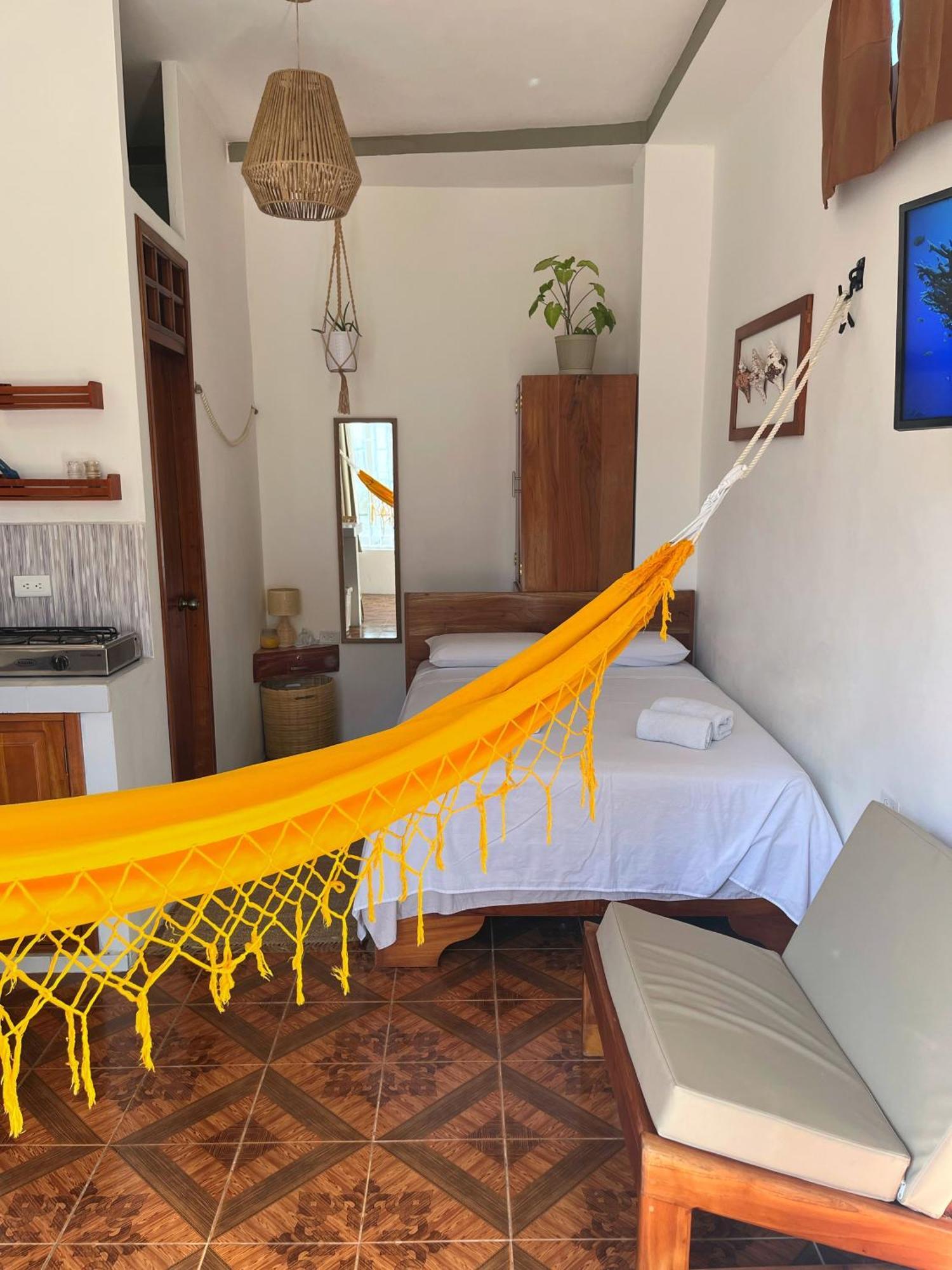 El Encanto De Mimi Puerto Ayora  Εξωτερικό φωτογραφία